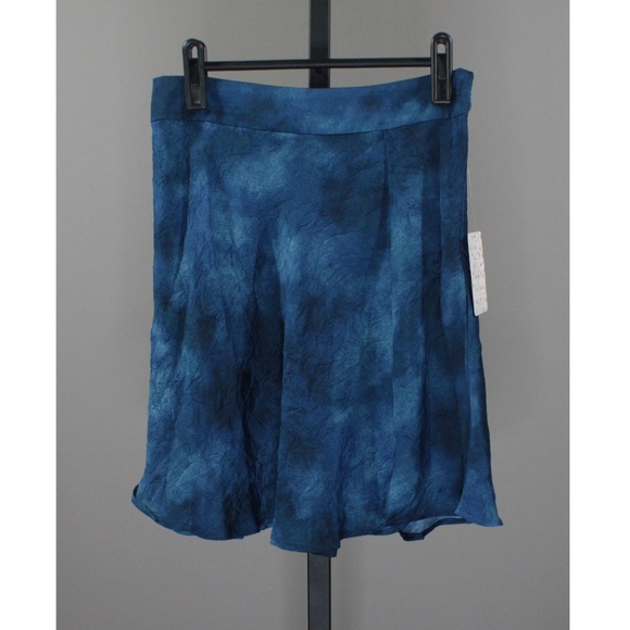 Free People Dresses & Skirts - NEW! FREE PEOPLE SKIRT!